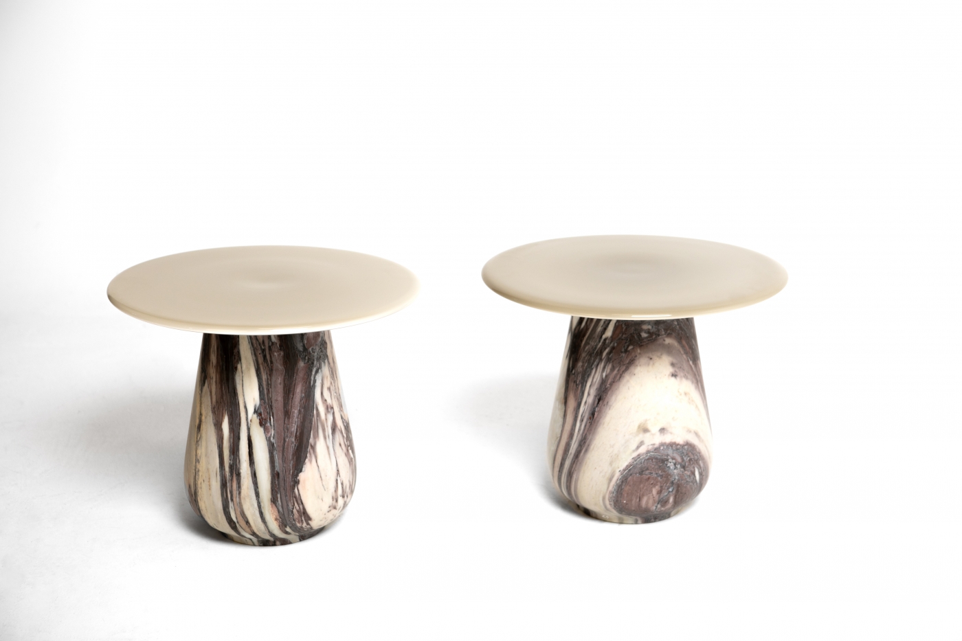 Table d’appoint Champignon en pierre 
